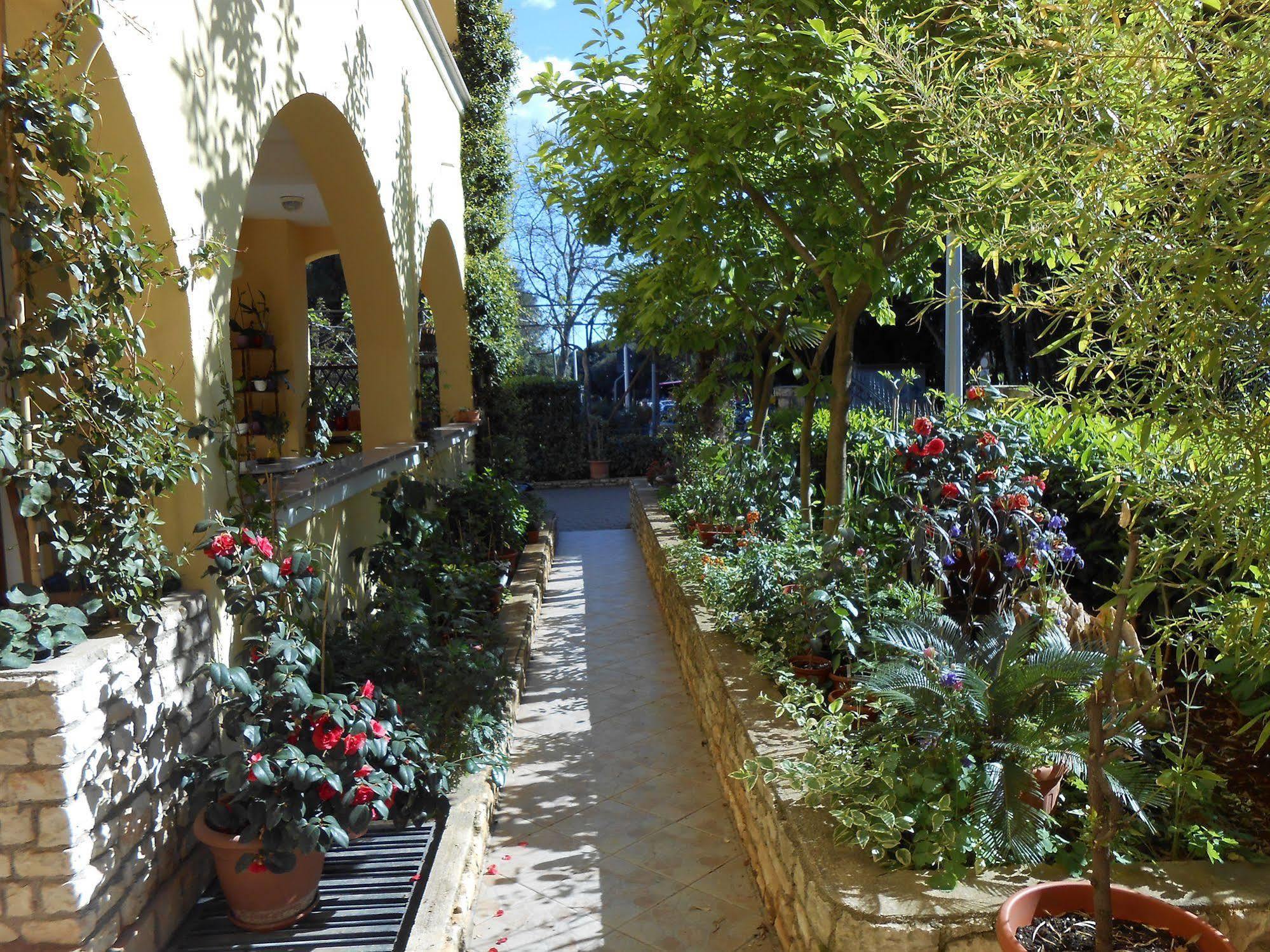 Villa Kristina Rovinj Bagian luar foto